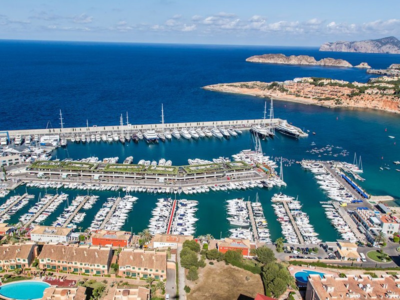 Port Adriano, Spain Lengers Yachts Luxury Yacht dealer Europe
