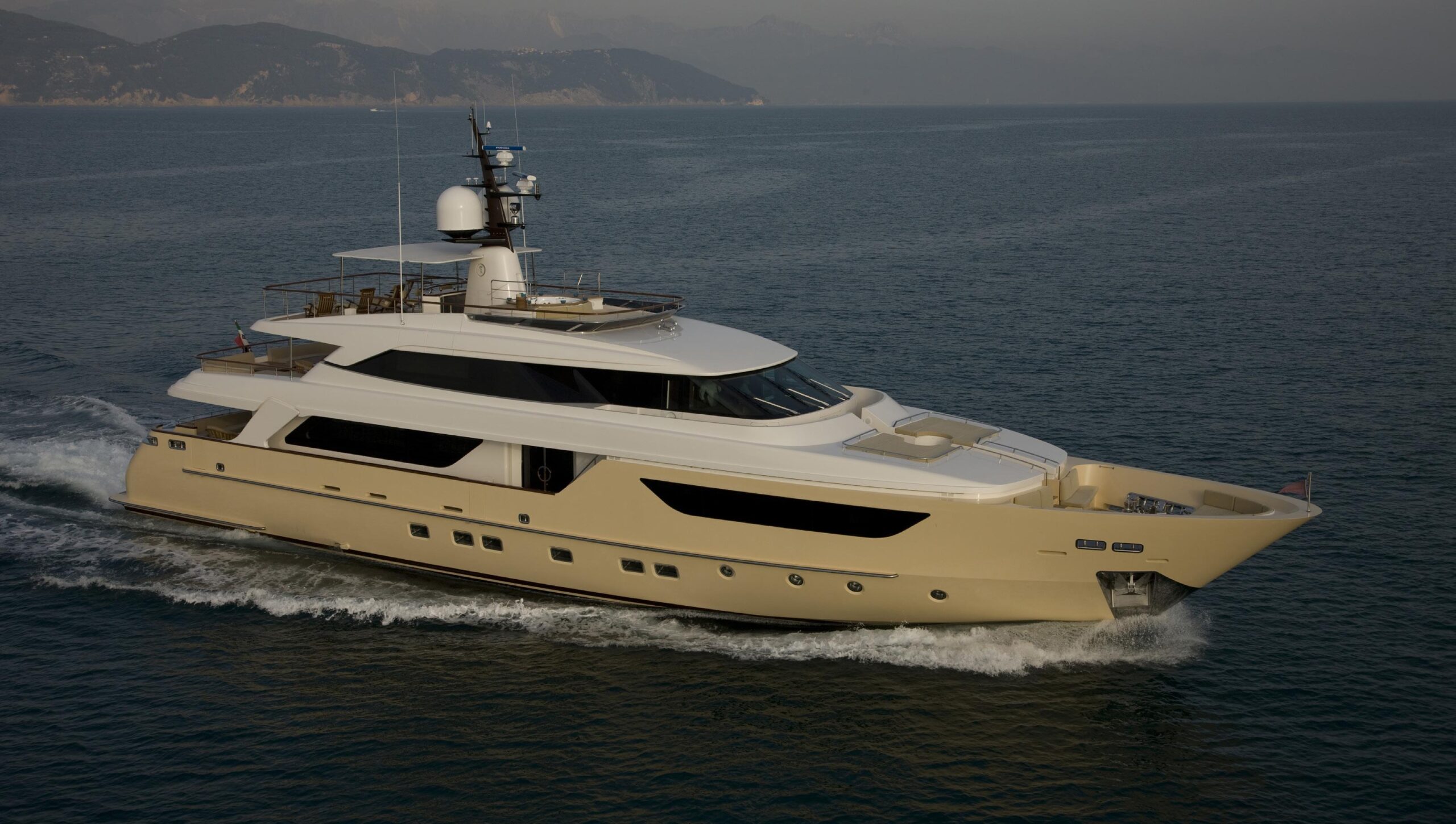 san lorenzo 120 yacht price