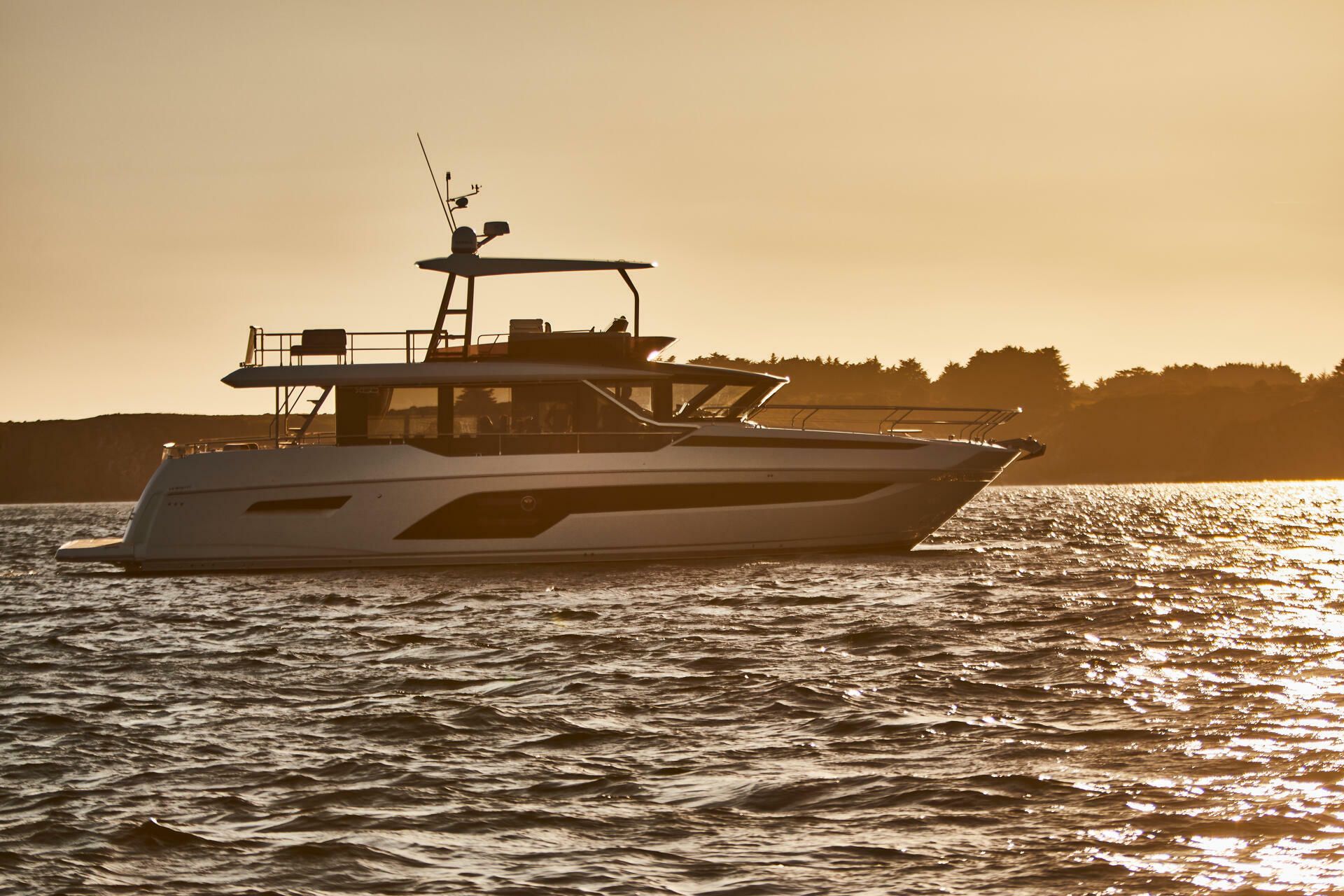 Prestige X60 Flybridge